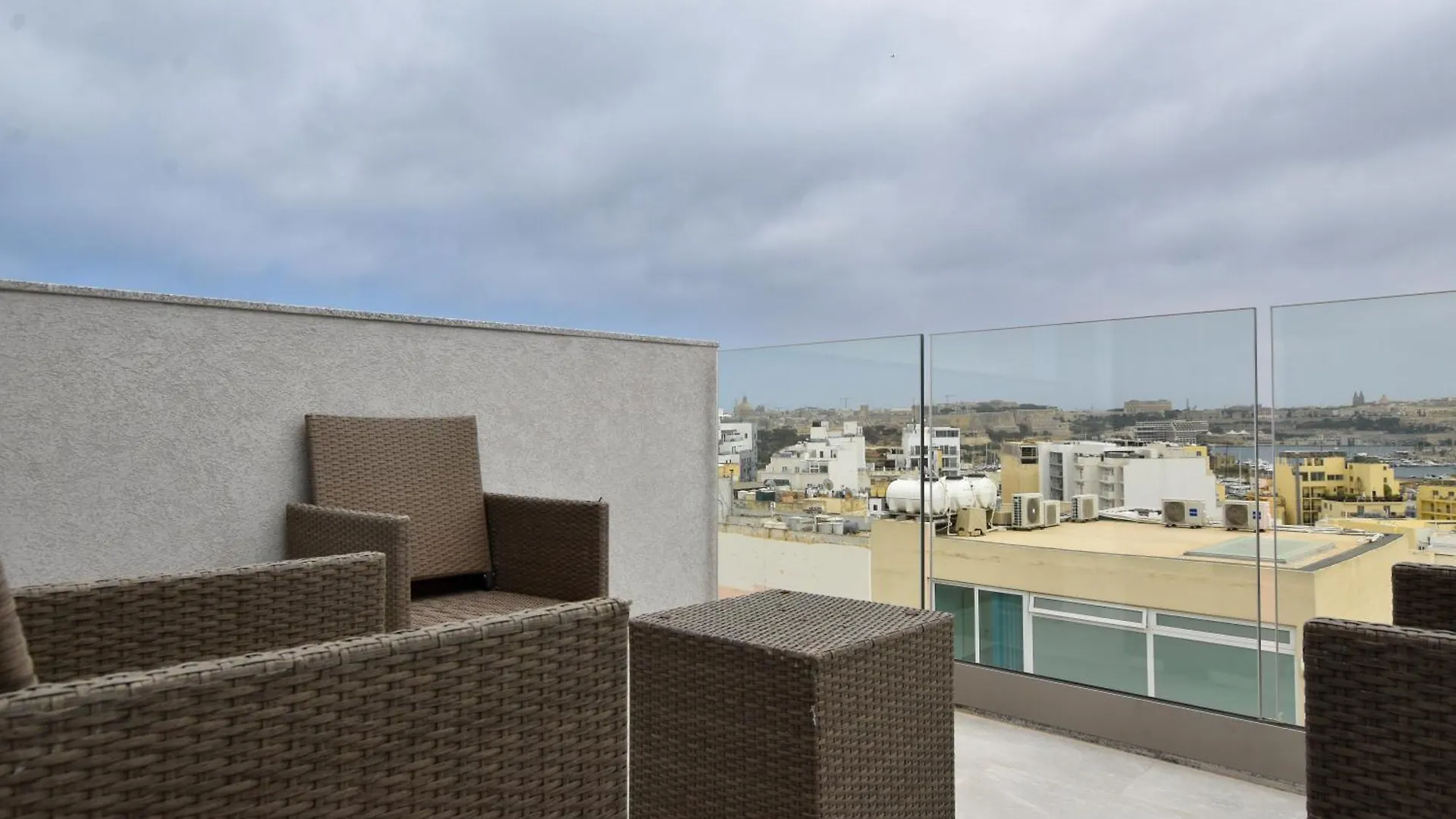 51Hh Apartments Gzira